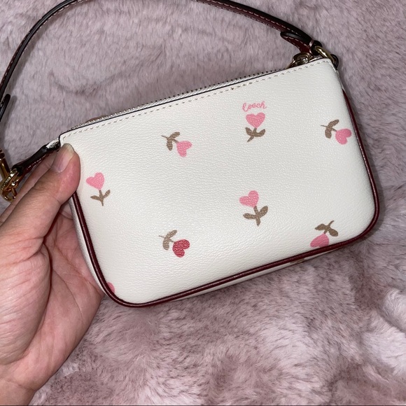 NWT Nolita 15 With Heart Floral Print - Picture 2 of 7